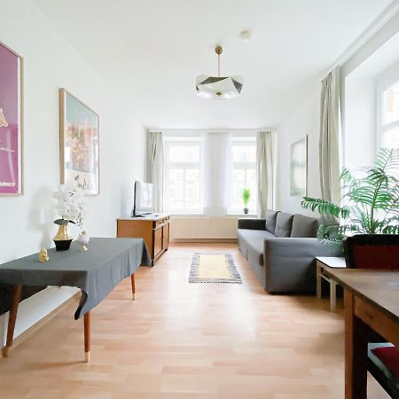 Stilvolle 2 Zimmer Wohnung Mit Kueche, Tv, Waschmaschine Leipzig Exterior foto