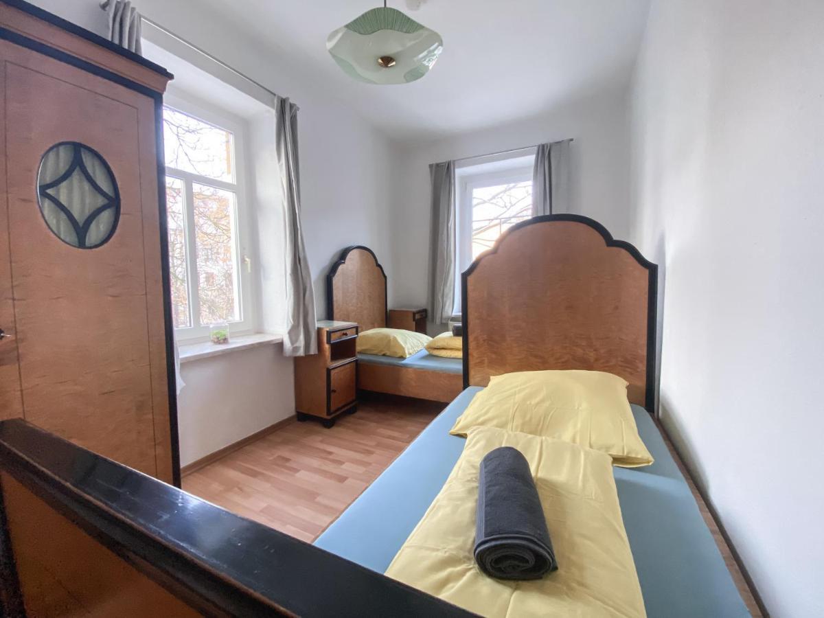 Stilvolle 2 Zimmer Wohnung Mit Kueche, Tv, Waschmaschine Leipzig Exterior foto