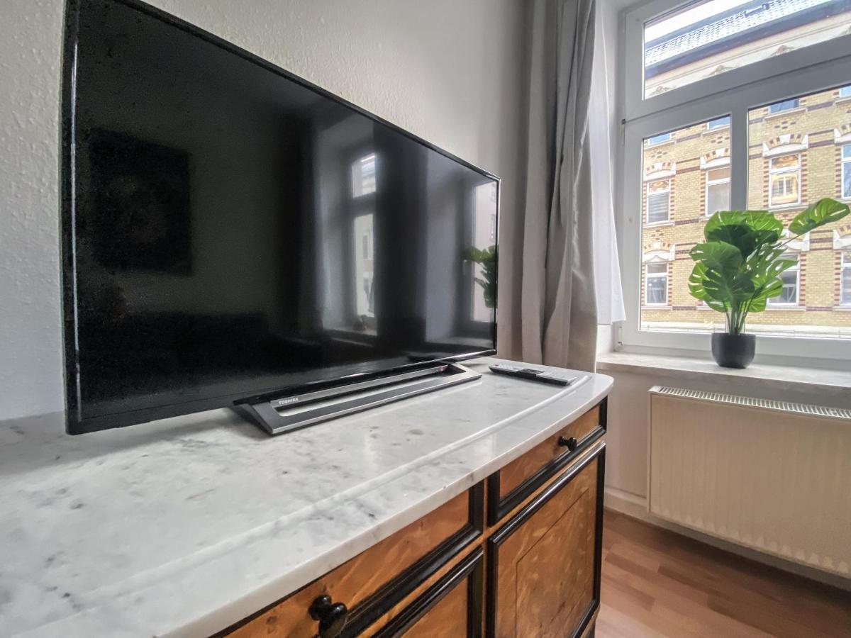 Stilvolle 2 Zimmer Wohnung Mit Kueche, Tv, Waschmaschine Leipzig Exterior foto